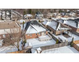 36 HUMMINGBIRD LANE - 41