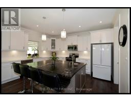 285 ELIZABETH STREET - 12