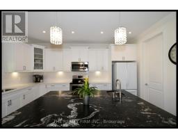 285 ELIZABETH STREET - 13