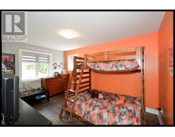 285 ELIZABETH STREET - 26