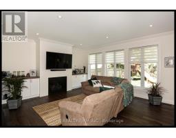 285 ELIZABETH STREET - 8