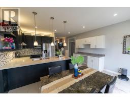 1984 JUBILEE DRIVE - 11