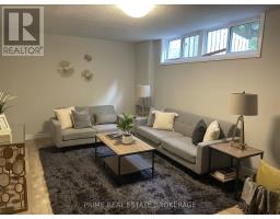 44 - 355 SANDRINGHAM CRESCENT - 23