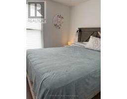 74 - 70 FIDDLERS GREEN ROAD - 7