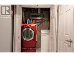 43 RENNY CRESCENT - 11