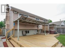 43 RENNY CRESCENT - 12