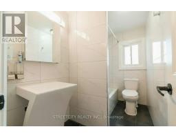 43 RENNY CRESCENT - 5