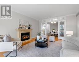 407 - 250 PALL MALL STREET - 23