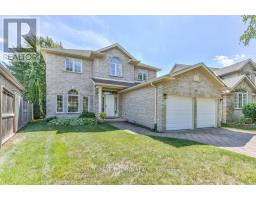 41 GREYROCK CRESCENT - 3