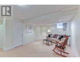 41 GREYROCK CRESCENT - 36