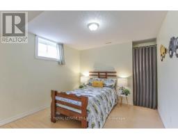 41 GREYROCK CRESCENT - 38