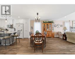 271 SYDENHAM STREET E - 12