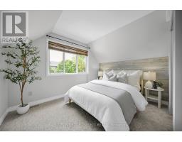 2617 QUEENS STREET - 27