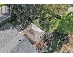 2617 QUEENS STREET - 33