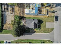 2617 QUEENS STREET - 39