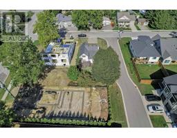 2617 QUEENS STREET - 41