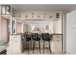 1702 - 380 KING STREET - 18