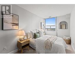 1702 - 380 KING STREET - 27