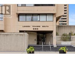 1702 - 380 KING STREET - 41