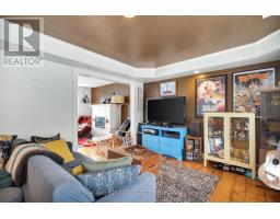 156 LANGARTH STREET W - 13