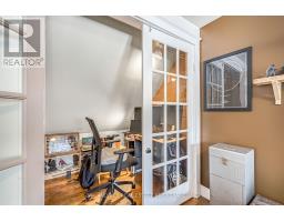 156 LANGARTH STREET W - 27