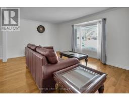 67 FARMINGTON CRESCENT - 11