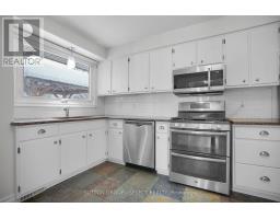 67 FARMINGTON CRESCENT - 13