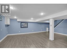 67 FARMINGTON CRESCENT - 28