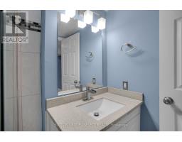 67 FARMINGTON CRESCENT - 32