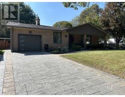 67 FARMINGTON CRESCENT - 44