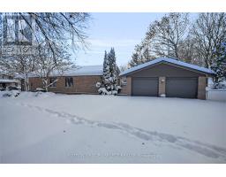 67 FARMINGTON CRESCENT - 7