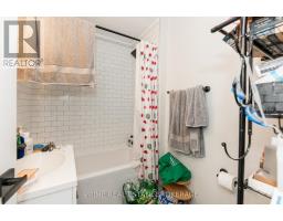 376 BURWELL STREET - 15