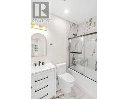 858 WILLIAM STREET - 27