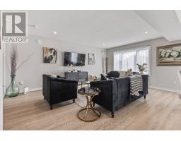 93 BENJAMIN PARKWAY - 13