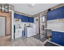 6186 EGREMONT DRIVE - 25