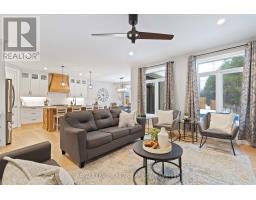 42 CEDARVALE LANE - 11