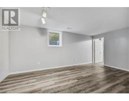 74 ERICA CRESCENT - 22