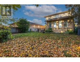 74 ERICA CRESCENT - 33