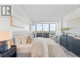 1601 - 389 DUNDAS STREET - 31