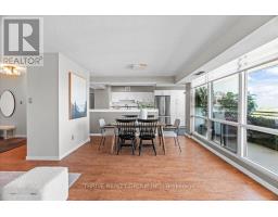 1601 - 389 DUNDAS STREET - 7