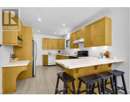 863 COLBORNE STREET N - 29