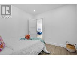 863 COLBORNE STREET N - 36