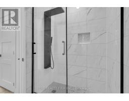 863 COLBORNE STREET N - 37