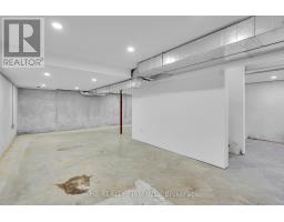 863 COLBORNE STREET N - 39