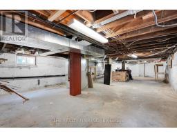 863 COLBORNE STREET N - 40