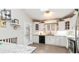 10 WARBLER HEIGHTS - 11