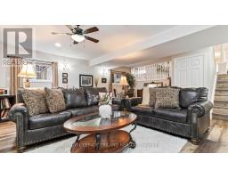 10 WARBLER HEIGHTS - 20