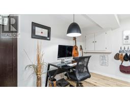 10 WARBLER HEIGHTS - 29