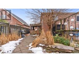 10 WARBLER HEIGHTS - 34