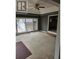 3877 ST CLAIR PARKWAY - 21